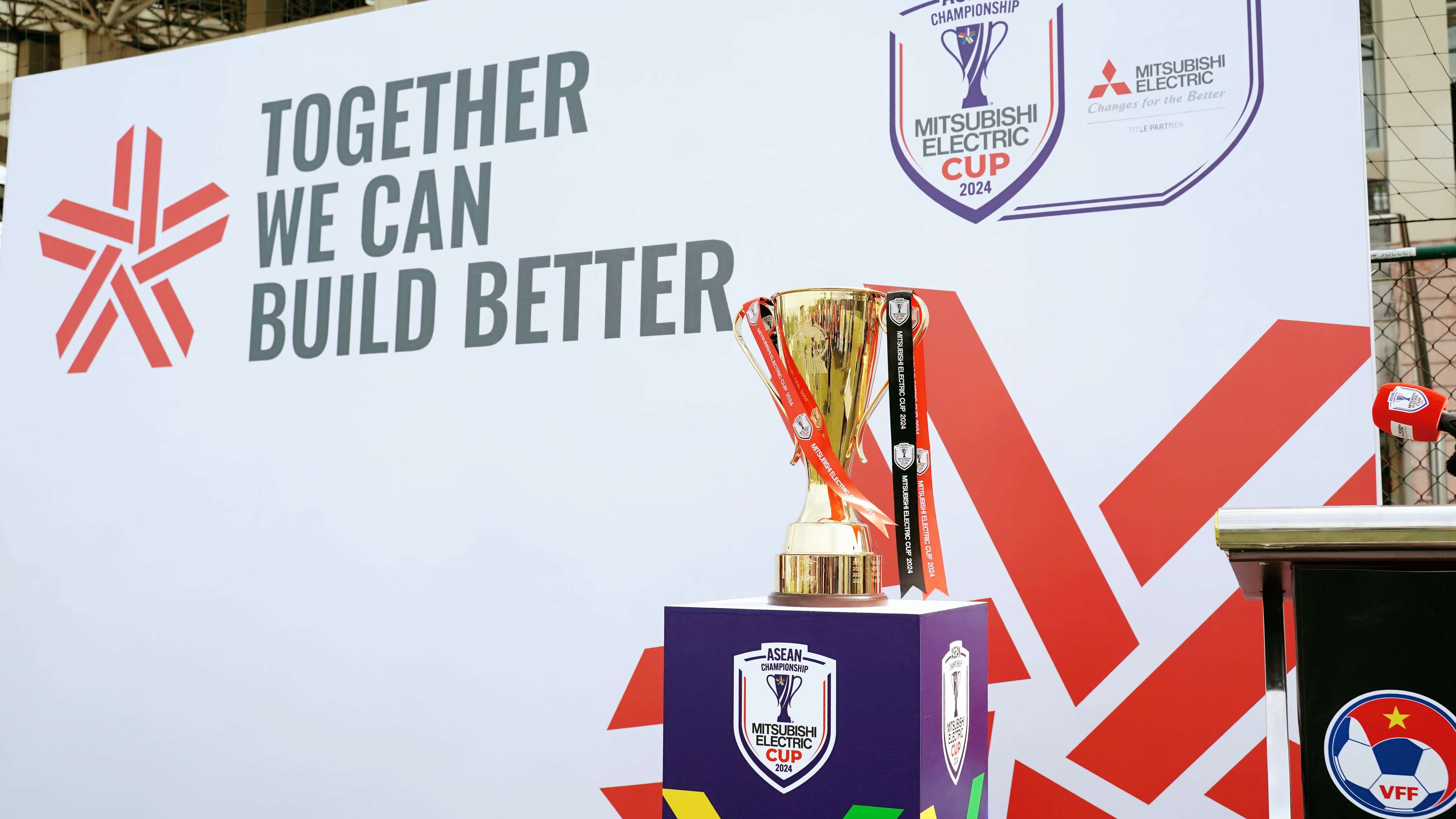 尤其是在面 尤其是在面